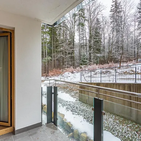 Apart-invest Mountain Tree C27 *